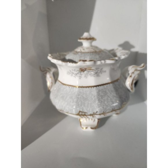 Unmarked porcelain Candy Dish*Compote with Lid*24K gold paint*c1940-50s? - Picture 1 of 9